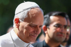 Câncer de pulmão deixa o futuro do papa Leão XIV em aberto
