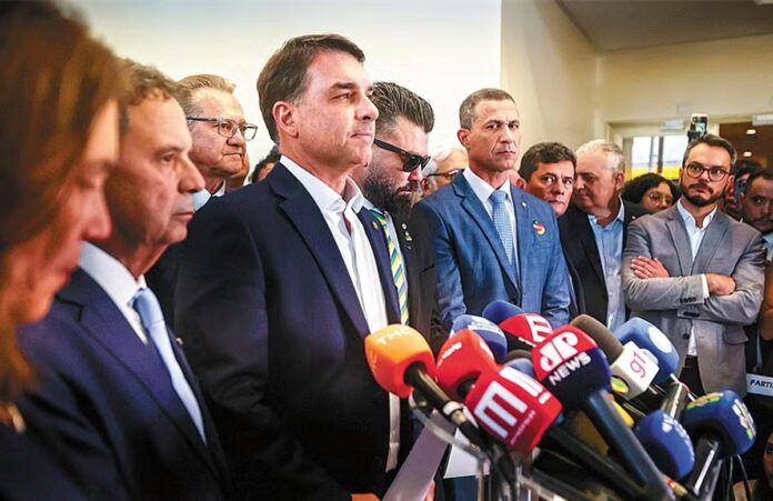 PL reconhece vitória de Lula e Flávio Bolsonaro desiste de pedir anulação da eleição