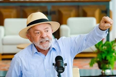 Lula promete regular big techs, aprovar PEC da Segurança e “governar para 215 milhões” Lula promete regular big techs, aprovar PEC da Segurança e “governar para 215 milhões”