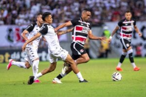 Santa Cruz perde para o Botafogo-PB por 1 a 0 e fica fora da final da Série C Santa Cruz perde para o Botafogo-PB por 1 a 0 e fica fora da final da Série C