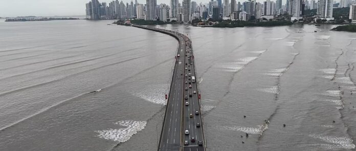 Terremotos de 7,7 e 6,6 abalam o sul do Panamá e deixam feridos